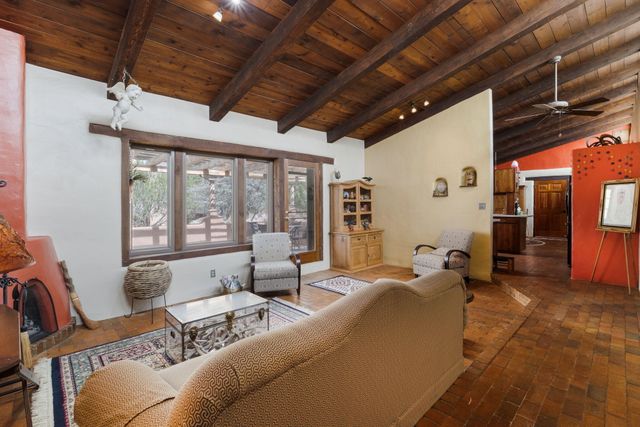 9102 Lynx Loop NE, Albuquerque, NM 87122