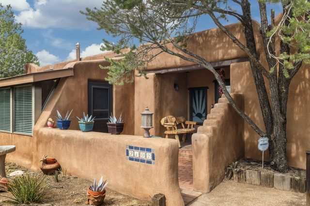9102 Lynx Loop NE, Albuquerque, NM 87122