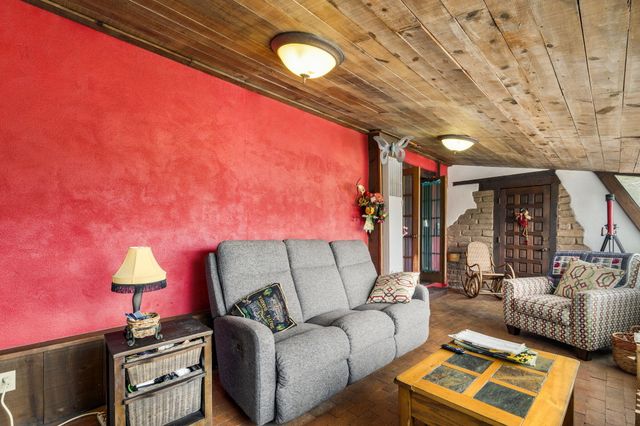 9102 Lynx Loop NE, Albuquerque, NM 87122