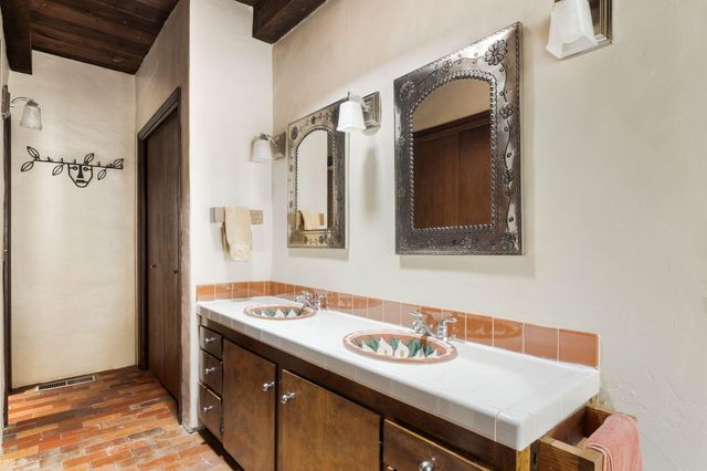 9102 Lynx Loop NE, Albuquerque, NM 87122