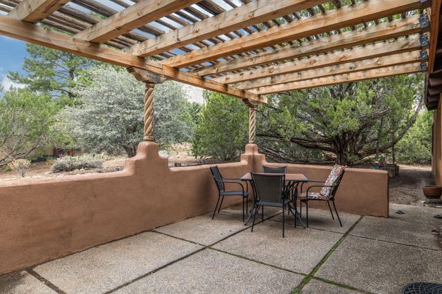 9102 Lynx Loop NE, Albuquerque, NM 87122