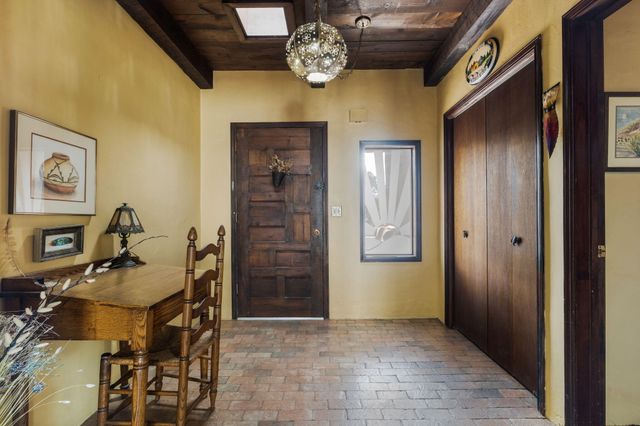 9102 Lynx Loop NE, Albuquerque, NM 87122