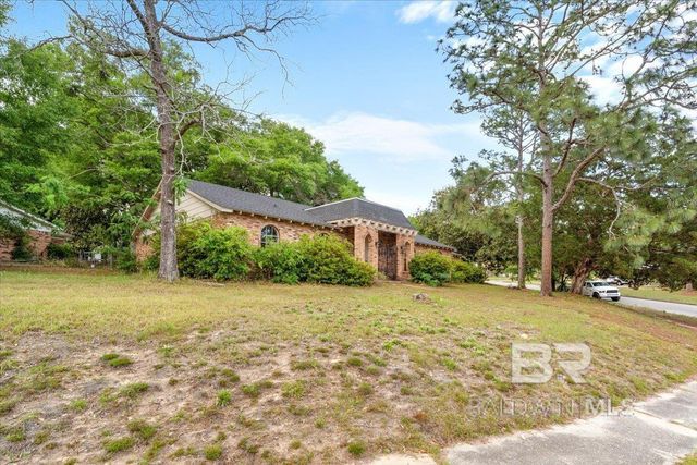 4600 S Dogwood Drive, Mobile, AL 36609