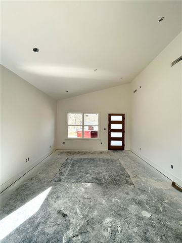 17 Islay Drive, Bella Vista, AR 72715