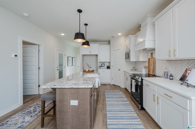 1001 GRAND RIVER BOULEVARD W, Leeds, AL 35094