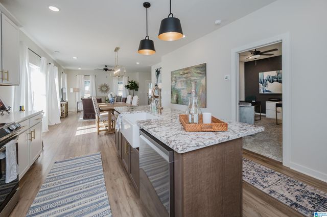 1001 GRAND RIVER BOULEVARD W, Leeds, AL 35094