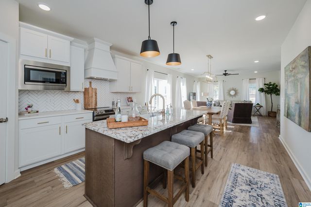 1001 GRAND RIVER BOULEVARD W, Leeds, AL 35094