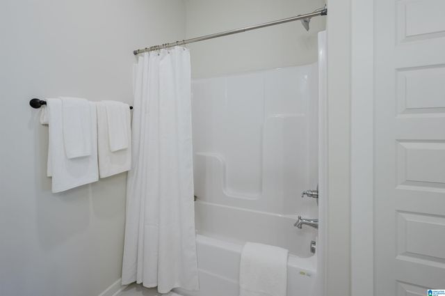 1001 GRAND RIVER BOULEVARD W, Leeds, AL 35094