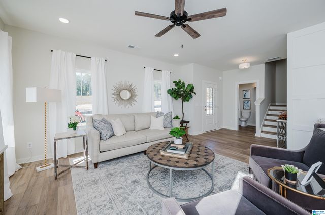 1001 GRAND RIVER BOULEVARD W, Leeds, AL 35094