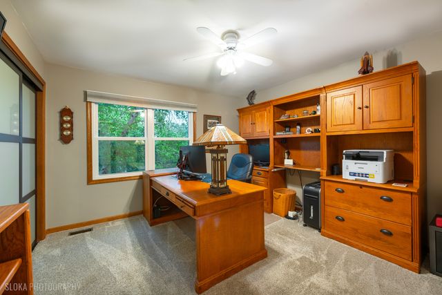 620 Canyon Lane, Elgin, IL 60123