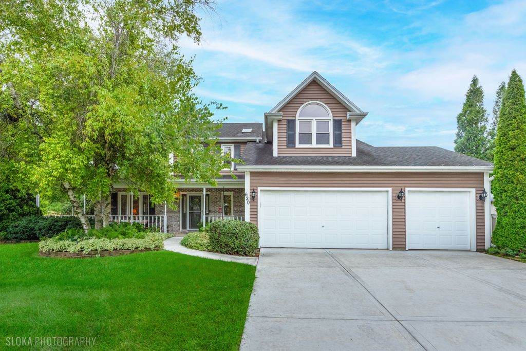 620 Canyon Lane, Elgin, IL 60123