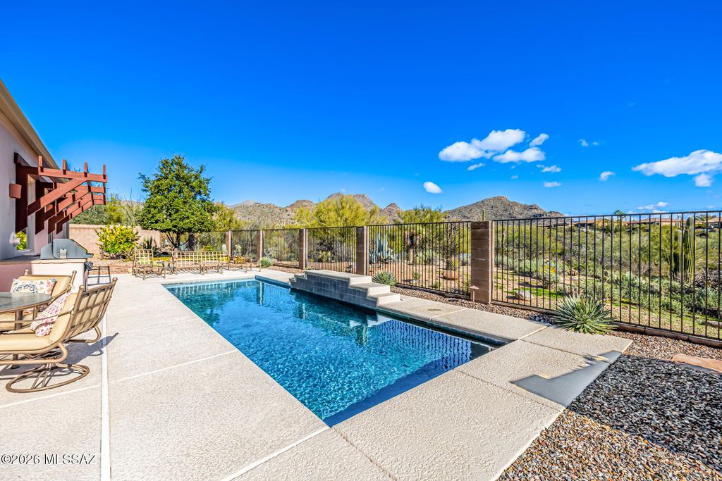 13214 N Pier Mountain Road, Marana, AZ 85658