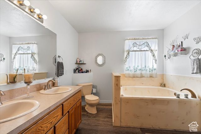 1107 E 2450 N, Layton, UT 84040