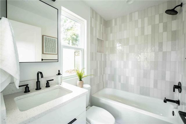 991 Manigault SE Street UNIT A, Atlanta, GA 30316