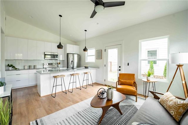 991 Manigault SE Street UNIT A, Atlanta, GA 30316