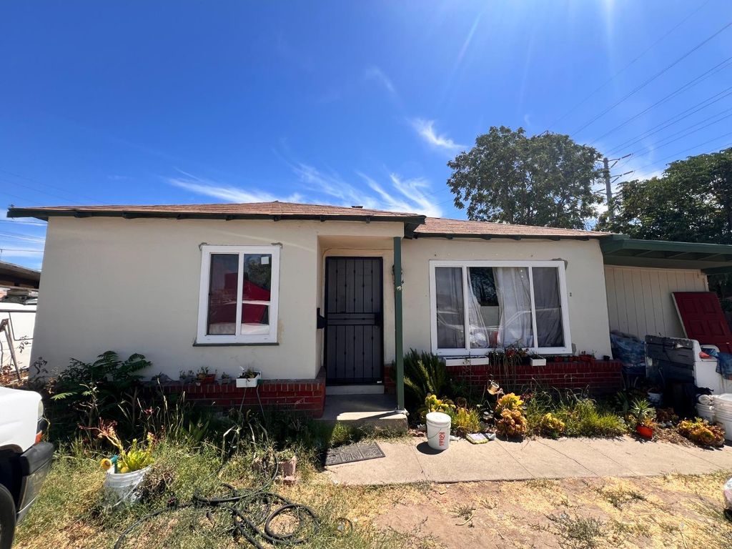 224 Hemlock Ave, Manteca, CA 95337