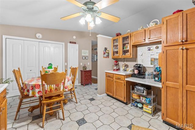 102 Laura Street, Farmington, MO 63640