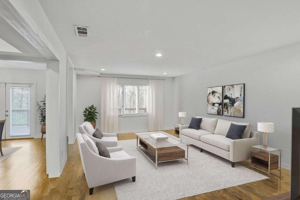 3036 Vinings Ferry Drive SE, Atlanta, GA 30339