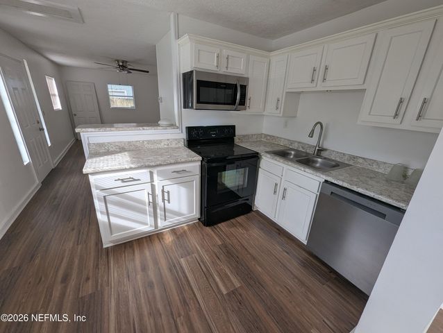 3333 MYRA Street, Jacksonville, FL 32205