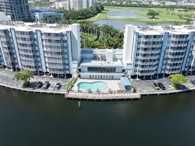200 Diplomat Pkwy 825, Hallandale Beach, FL 33009