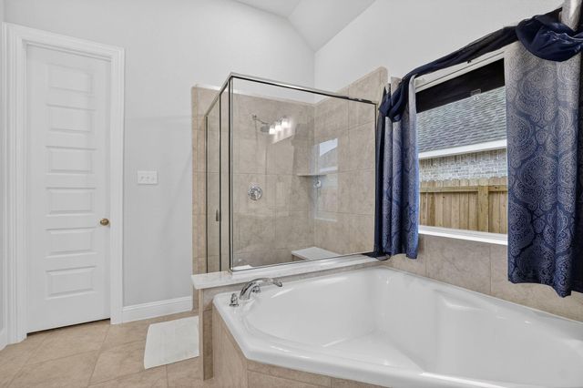 2525 Bramber Drive, College Station, TX 77845