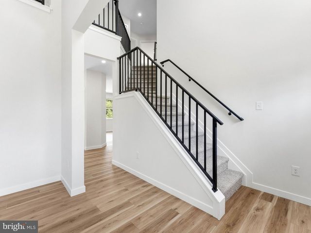 372 MARION AVE, Westville, NJ 08093