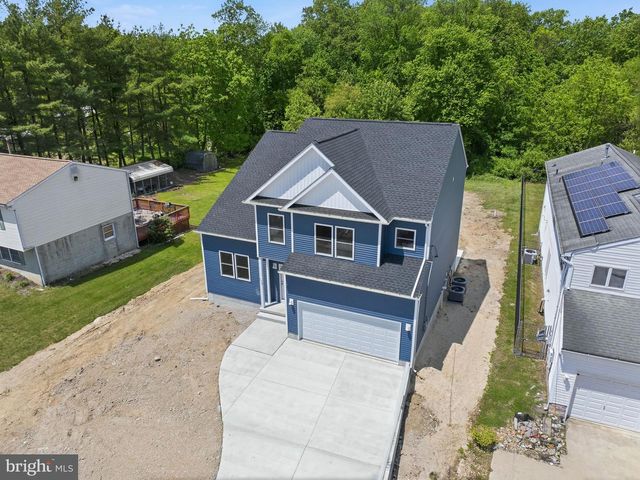 372 MARION AVE, Westville, NJ 08093