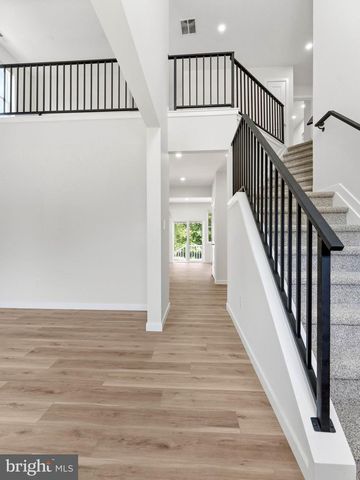 372 MARION AVE, Westville, NJ 08093