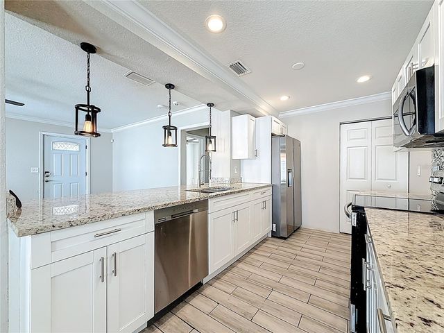 705 N PENNSYLVANIA AVENUE, Plant City, FL 33563