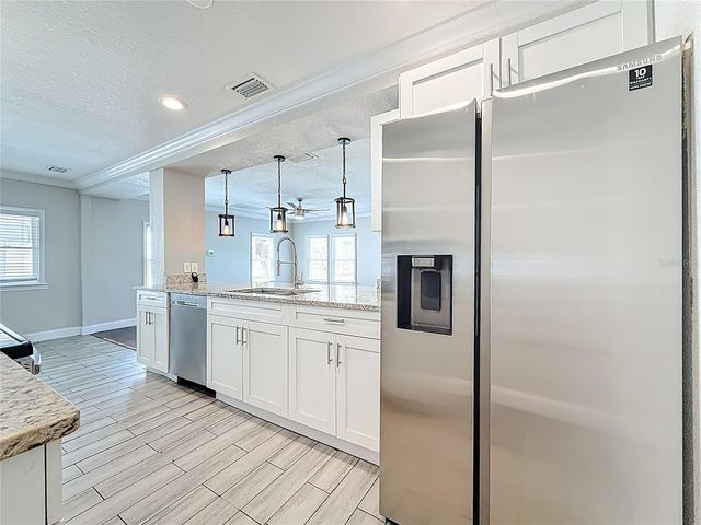 705 N PENNSYLVANIA AVENUE, Plant City, FL 33563