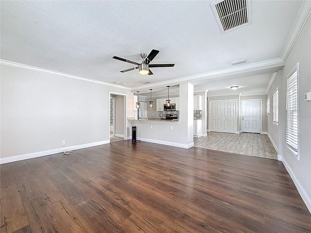 705 N PENNSYLVANIA AVENUE, Plant City, FL 33563