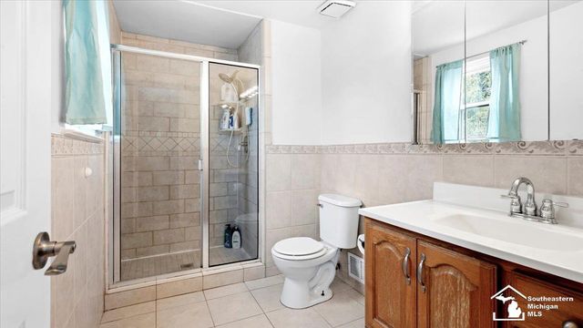19511 Wherle Drive, Brownstown Twp, MI 48193
