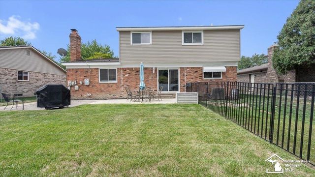 19511 Wherle Drive, Brownstown Twp, MI 48193