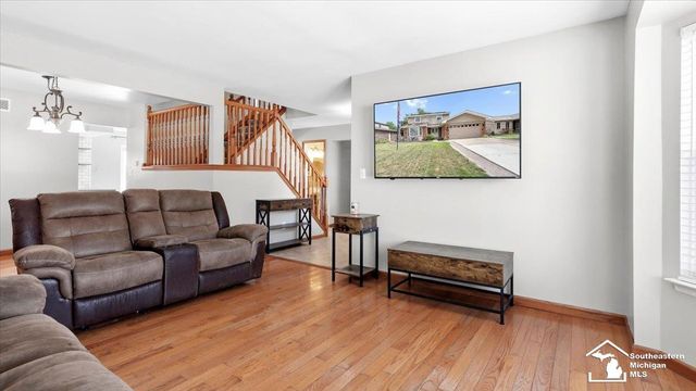 19511 Wherle Drive, Brownstown Twp, MI 48193