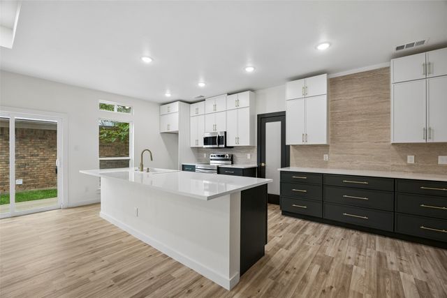 1427 Smokehouse Street, Mesquite, TX 75149