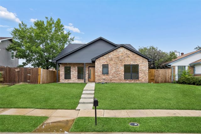 1427 Smokehouse Street, Mesquite, TX 75149