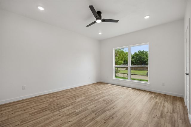1427 Smokehouse Street, Mesquite, TX 75149