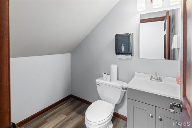 16 Bronze Pointe Boulevard, Swansea, IL 62226