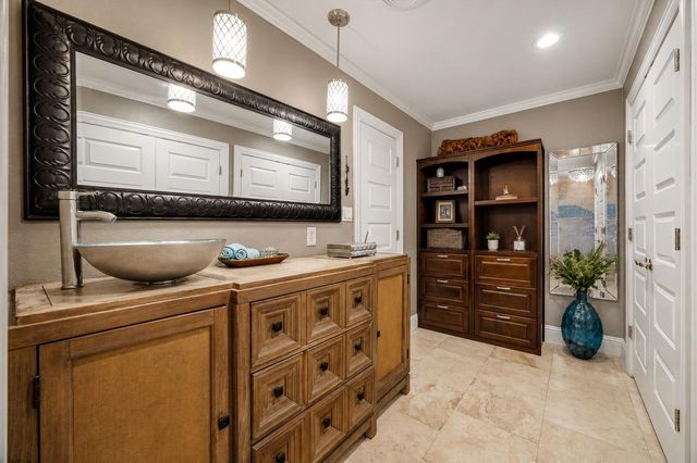 5 Tree Frog Drive, Houston, TX 77074