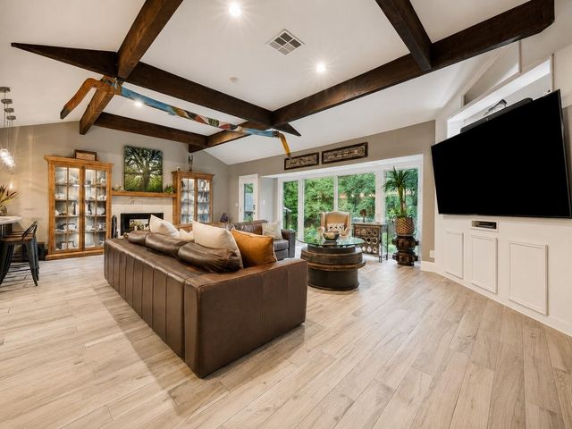 5 Tree Frog Drive, Houston, TX 77074