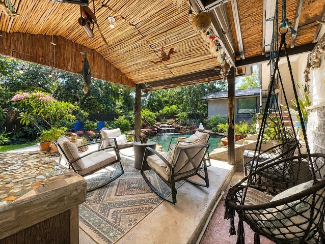 5 Tree Frog Drive, Houston, TX 77074