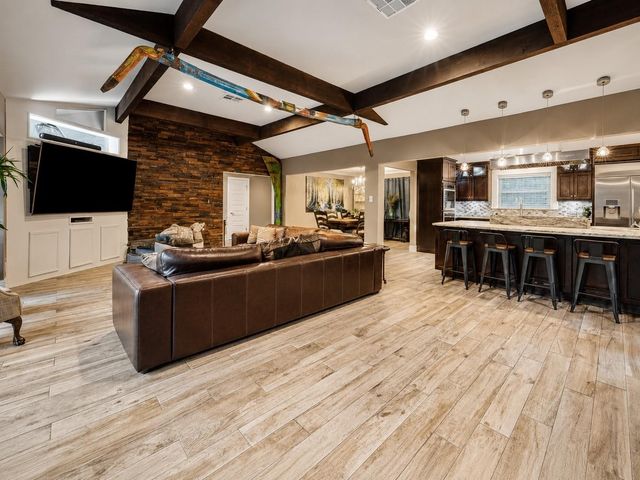 5 Tree Frog Drive, Houston, TX 77074