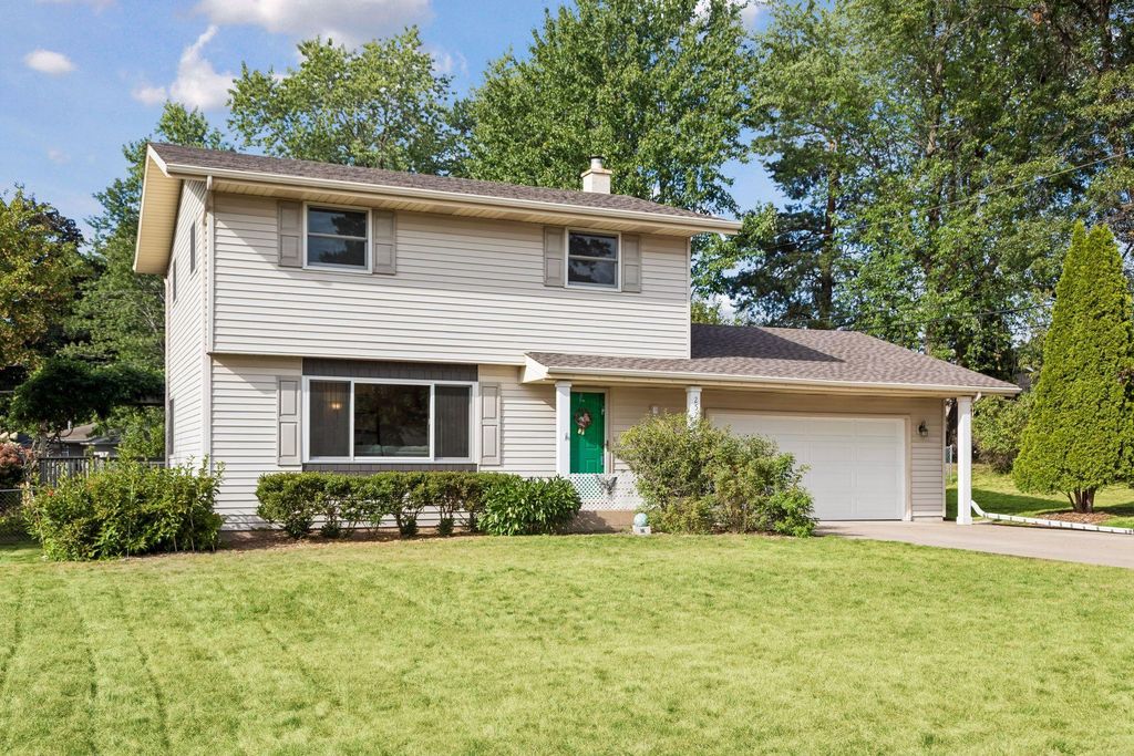 2525 Blomquist Avenue, White Bear Lake, MN 55110 — exterior