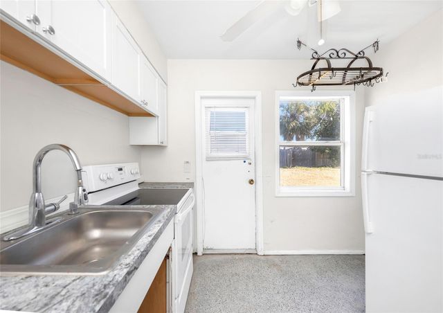 197 148TH AVENUE E, Madeira Beach, FL 33708