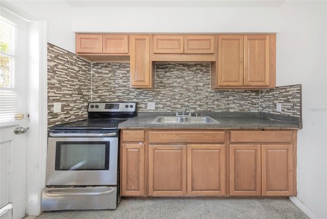 197 148TH AVENUE E, Madeira Beach, FL 33708