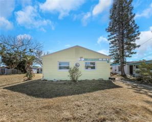 197 148TH AVENUE E, Madeira Beach, FL 33708