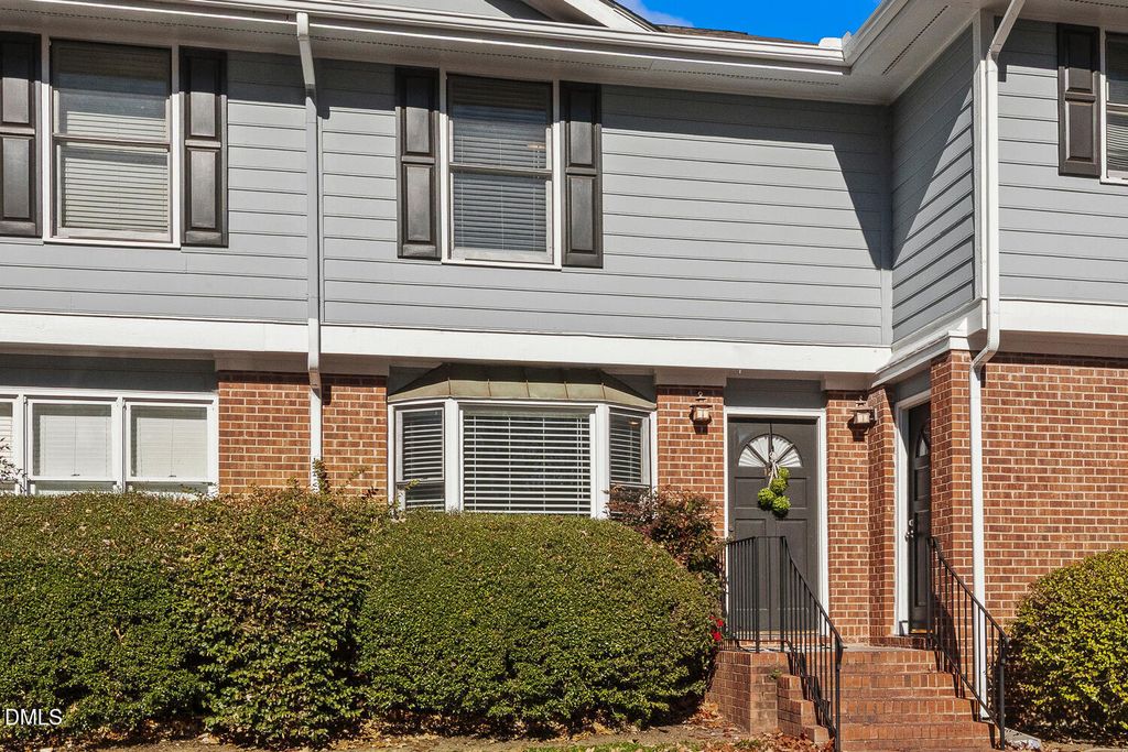 123 Old Cooper Square Unit M3, Chapel Hill, NC 27517