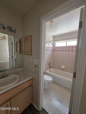 11888 VERE LEASURE Drive, El Paso, TX 79936