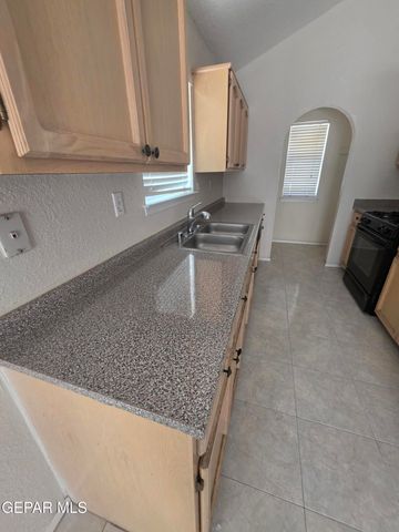 11888 VERE LEASURE Drive, El Paso, TX 79936