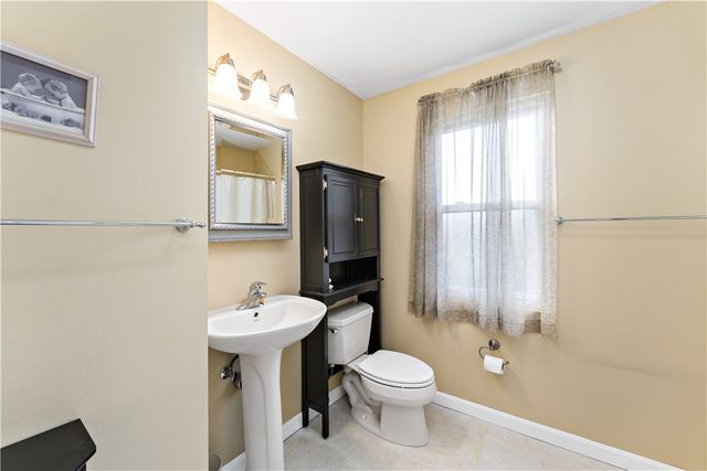 628 Library Ave, Carnegie, PA 15106